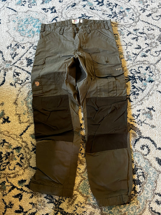 Fjallraven Vidda Pro Pant, Green with dark green knees, 34" waist, regular length